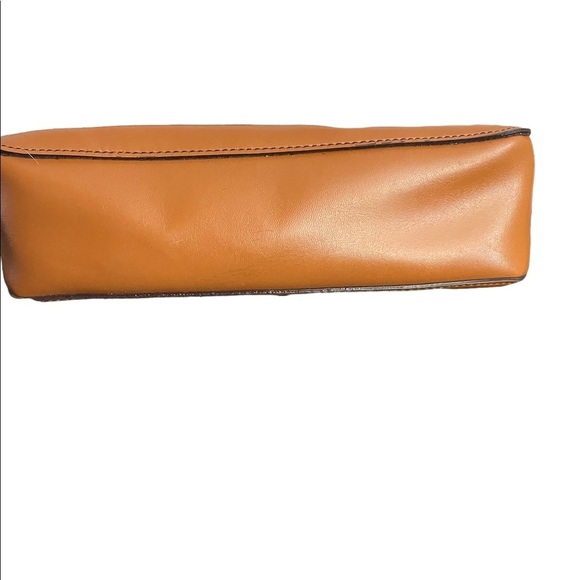 Mondani New York Faux Leather Camel Colored Shoulder Purse - Picture 11 of 11